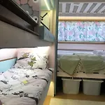 אתר קמפינג Santa Village Retrobox